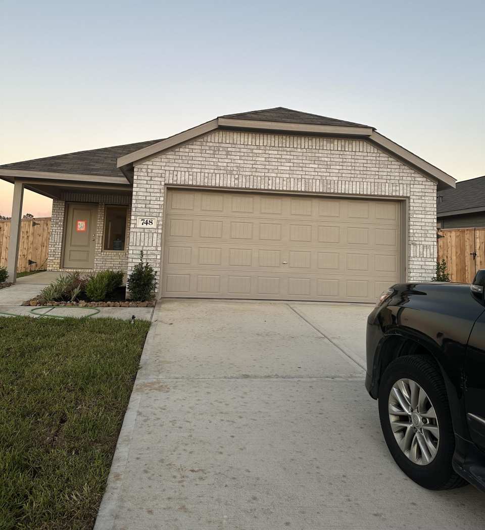 748 Autumn Cherry Trail, Magnolia