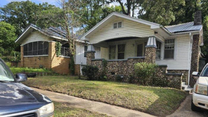 618 80th Place South