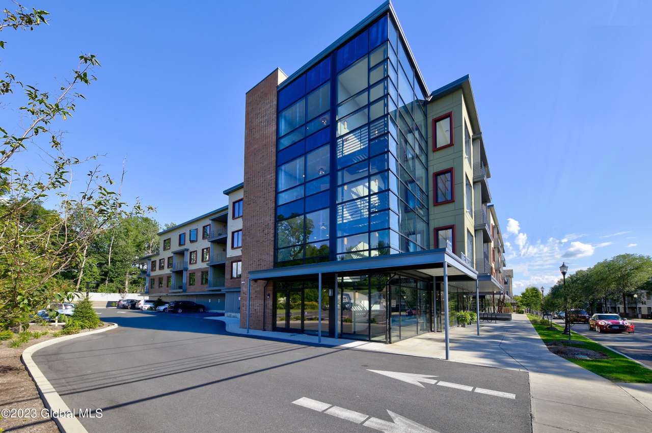 116 West Avenue unit: 206