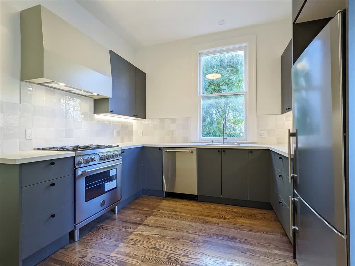 461 Greenwich Street