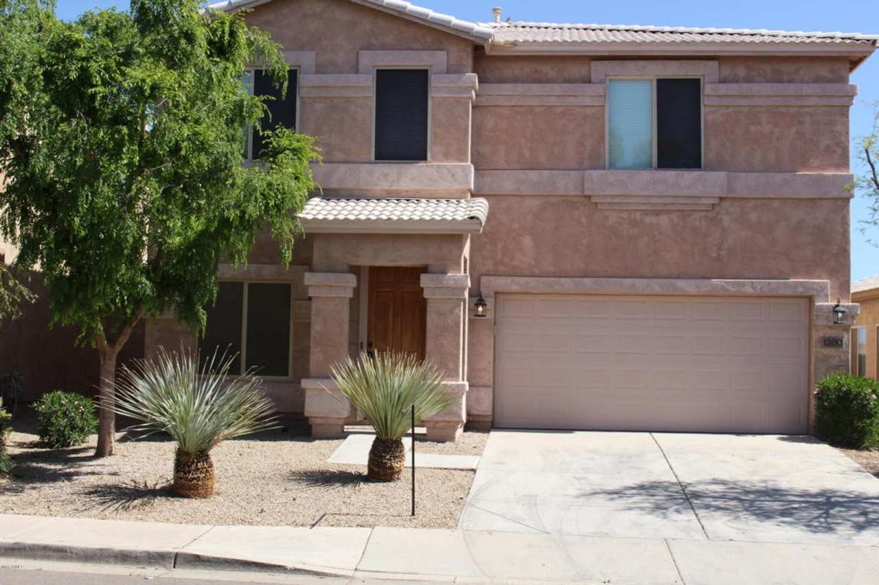 Beautiful 4Bed/2.5 bath In San Tan Valley