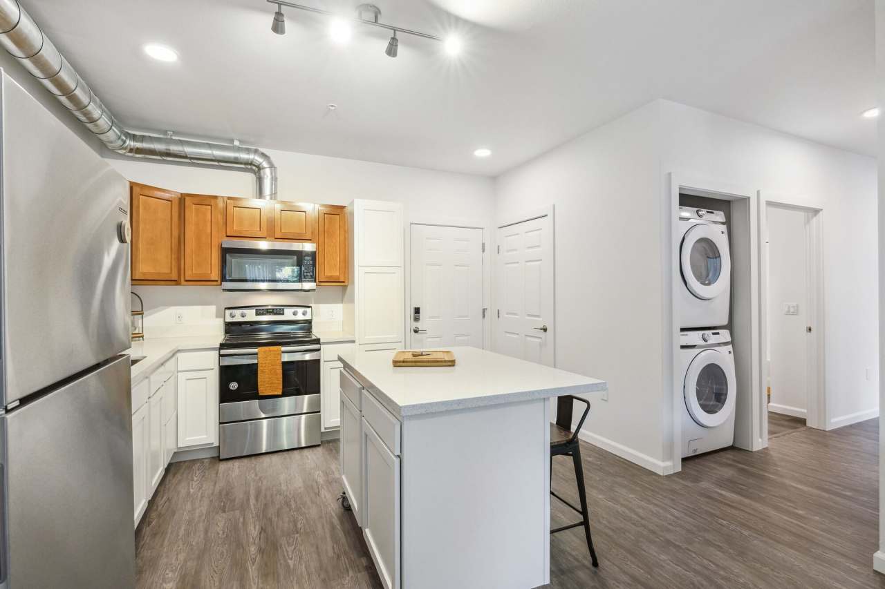 Pullman Modern Urban Apartments