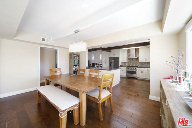 2260 Los Amigos Street