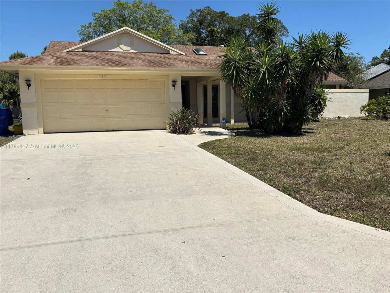 123 Sandpiper Ave