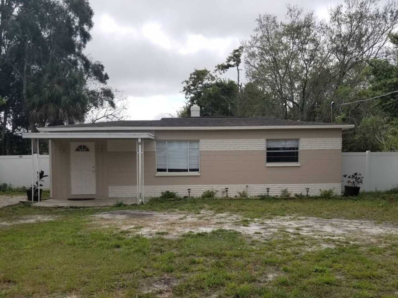 Charming South Tampa Home! NOW OFFERING $100 OFF FIRST MONTH FULL RENT!