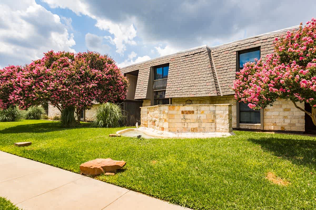 La Vita on Lovers Lane