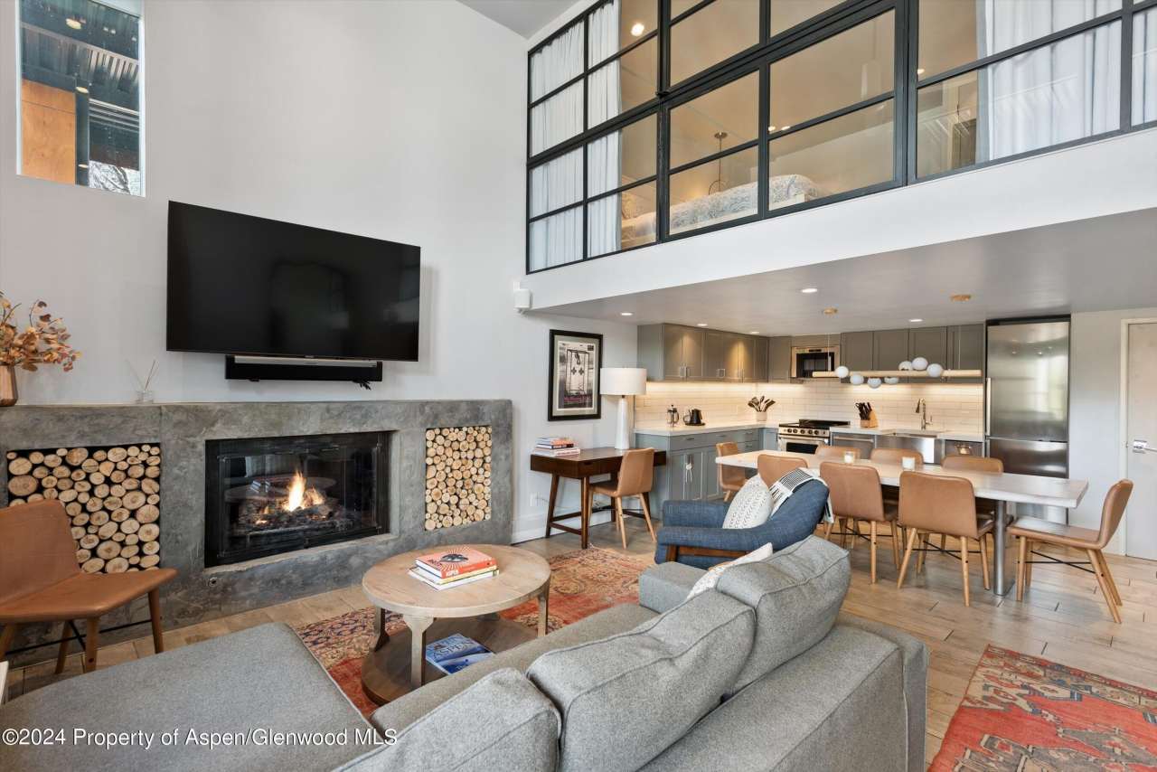 800 S Mill Street unit: 102C