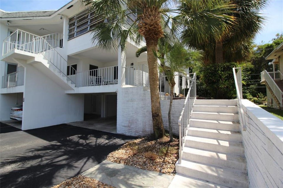 450 Southwest 9th Street