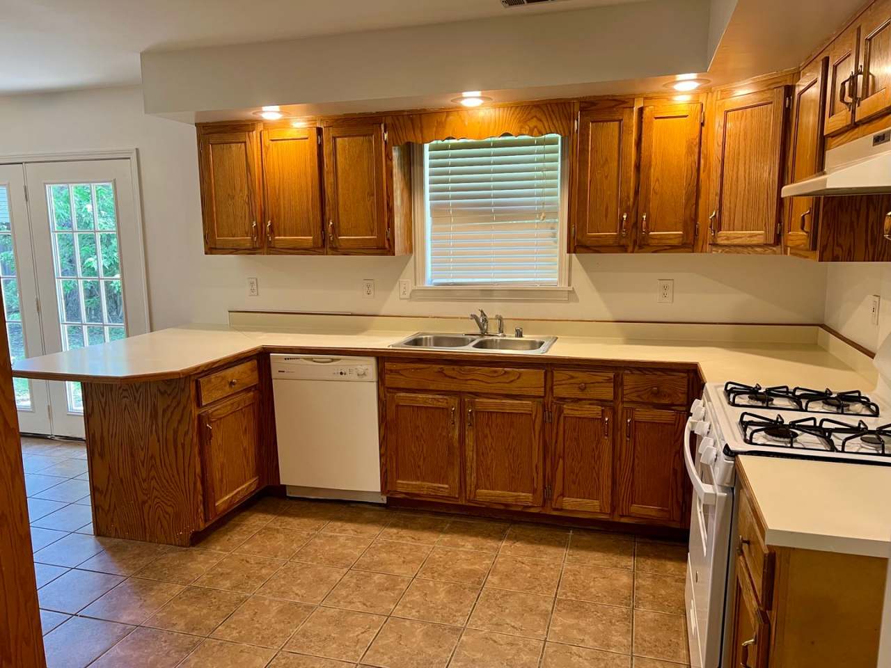 For rent 3 bedroom, 2 bath.