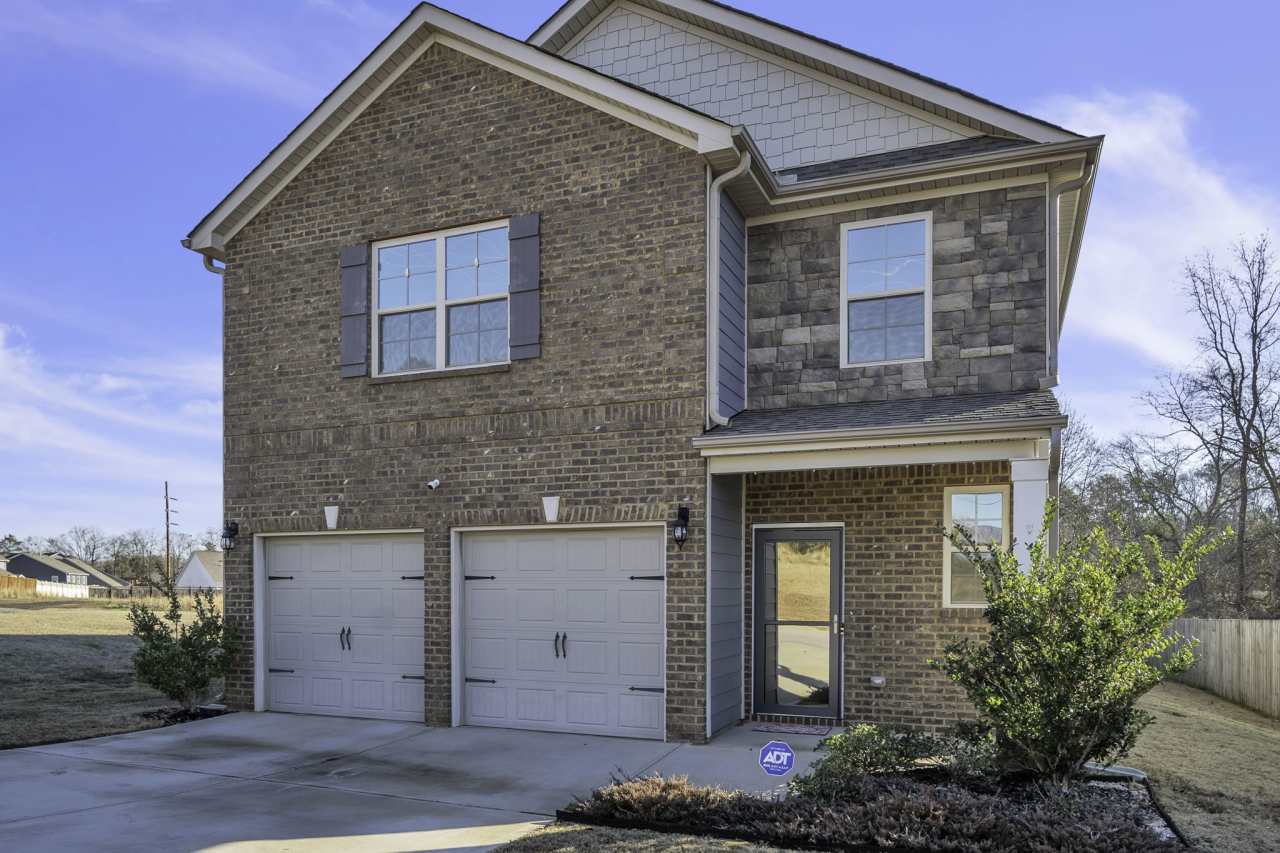 222 Raleighwood Lane