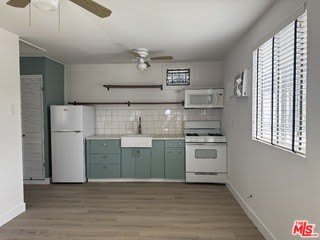 230 N Bonnie Brae St