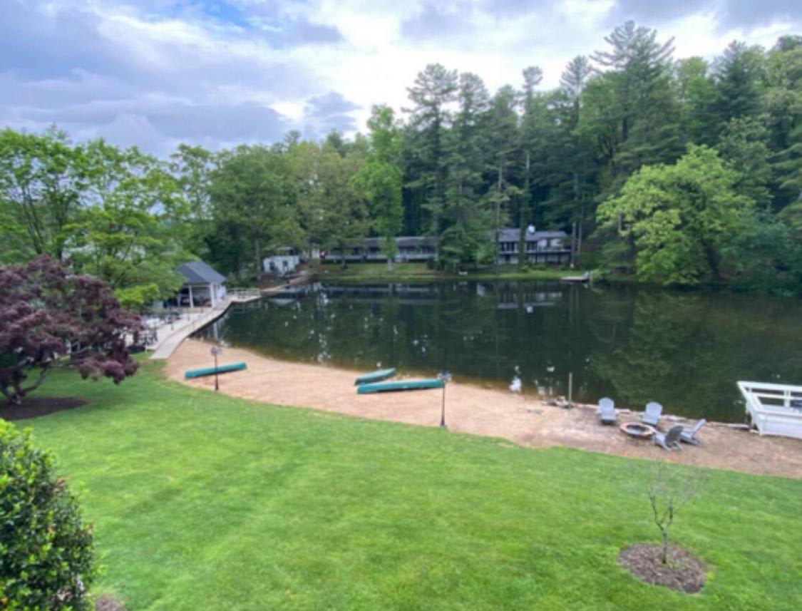 1150 W Blue Ridge Rd