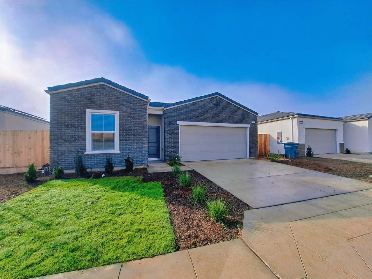 Stunning 3-Bedroom Single-Level Home in Fresno with Solar!