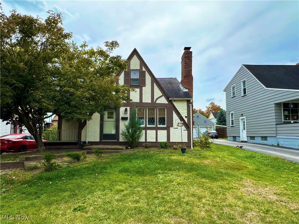 33 Marlindale Avenue