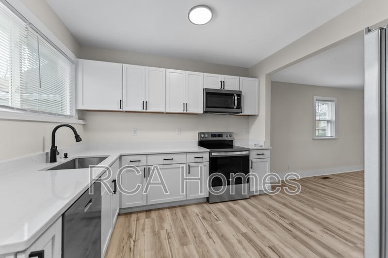 1009 West 36th Street