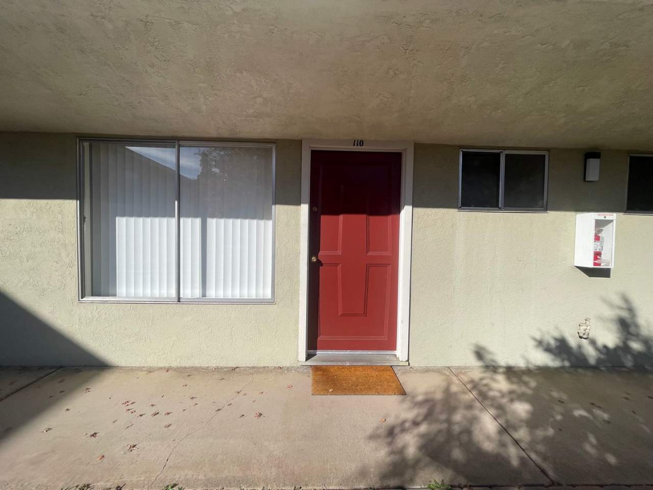 Wonderful Gated Downstairs Apartment