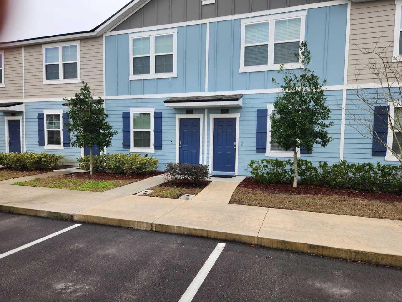 Oakleaf Townhouse Available