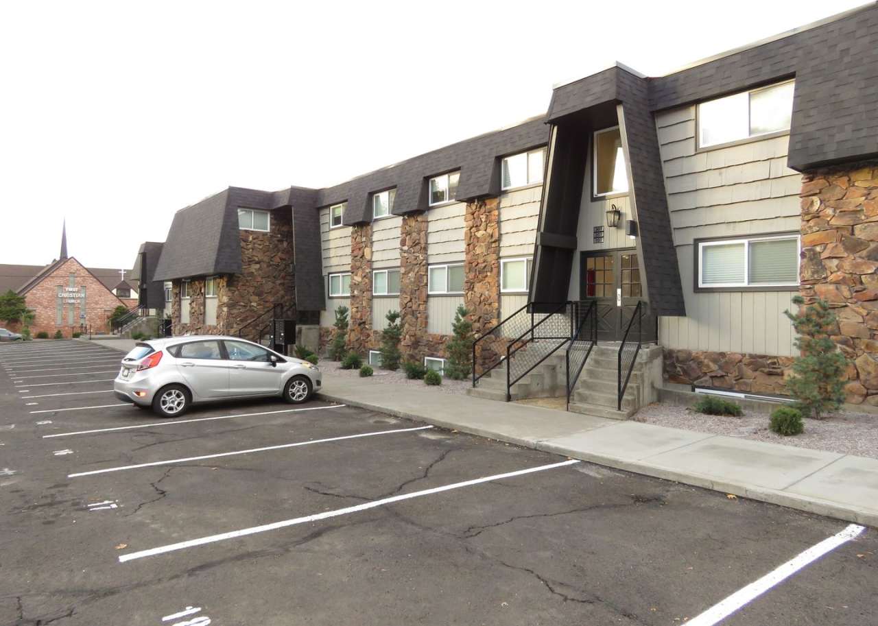 The Courtcrest Apartments