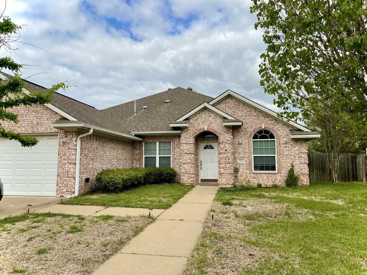 3203 Von Trapp Lane