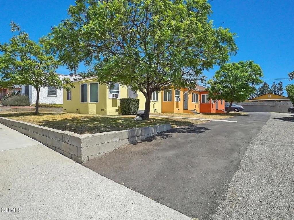 438 S Fremont Avenue