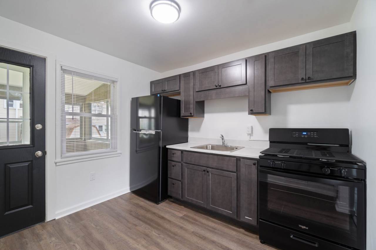 Scenic Hills Homes | 2 Bedroom  1 Bathroom - Apply Now and Secure this unit!!