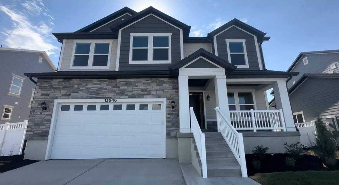 13646 South Watts Lane