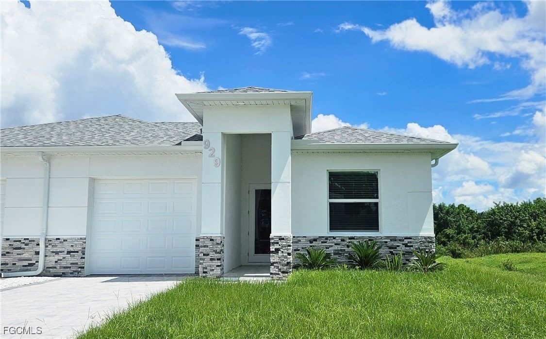 929 Eisenhower Boulevard