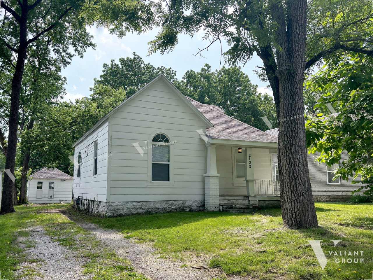 Historic 3 bedroom, 1 bathroom home