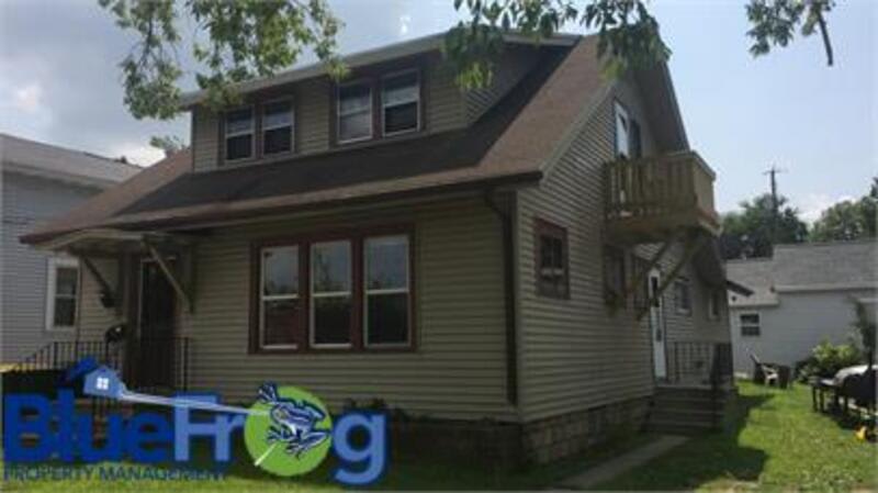 1206 Pine Street - Upper