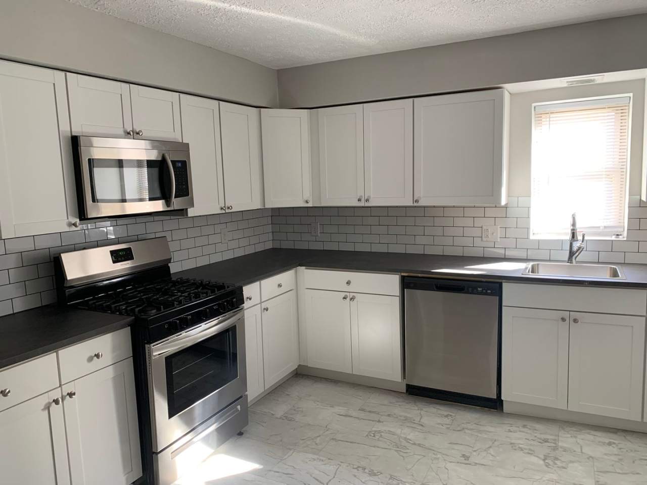 2 bedroom 1 bath with laundry