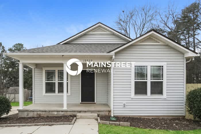 19929 North Ferry Street