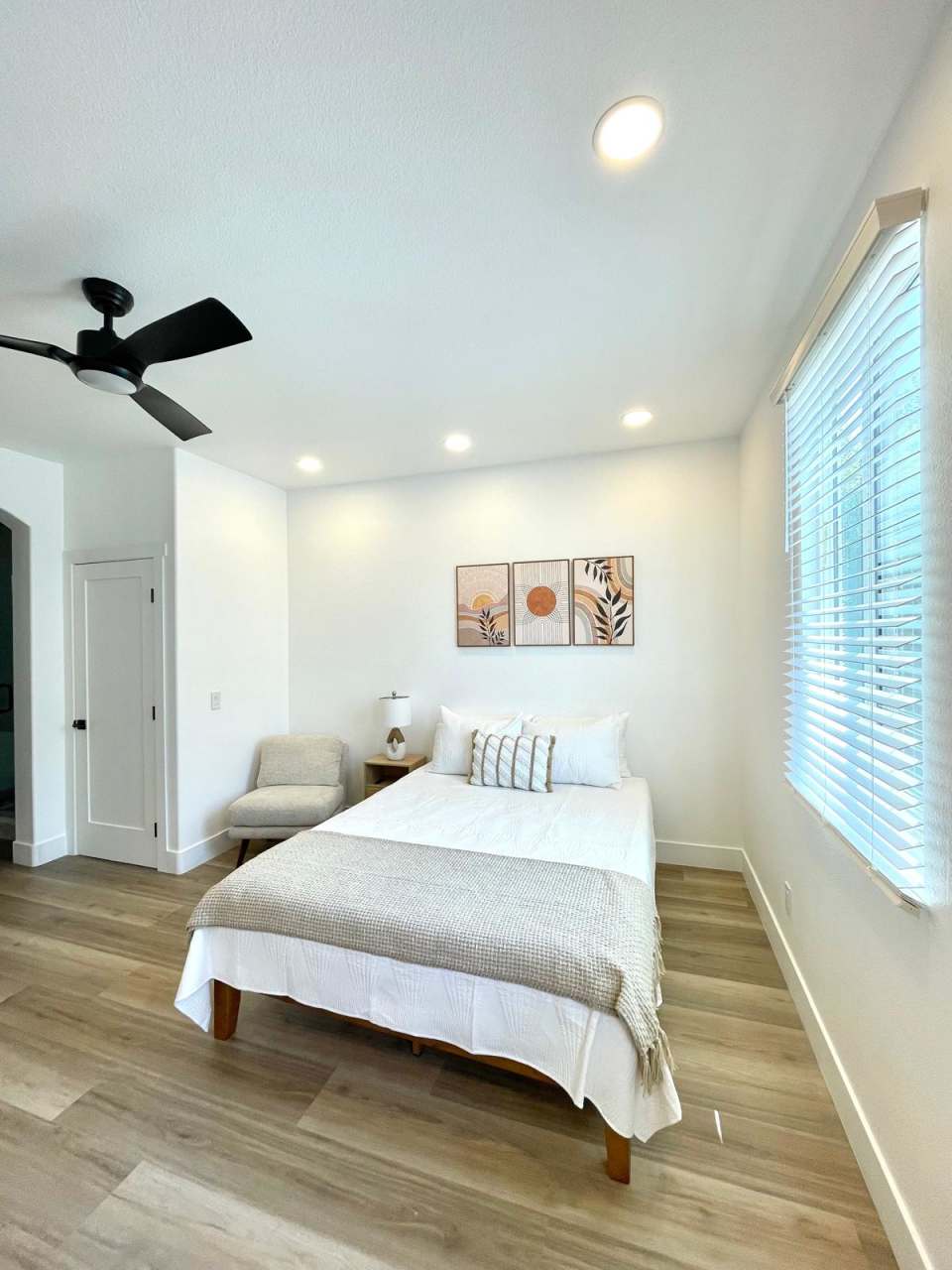 17371 Madrone Street