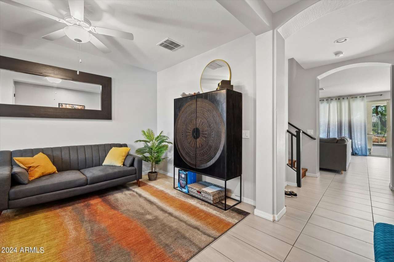 41291 W Somerset Drive