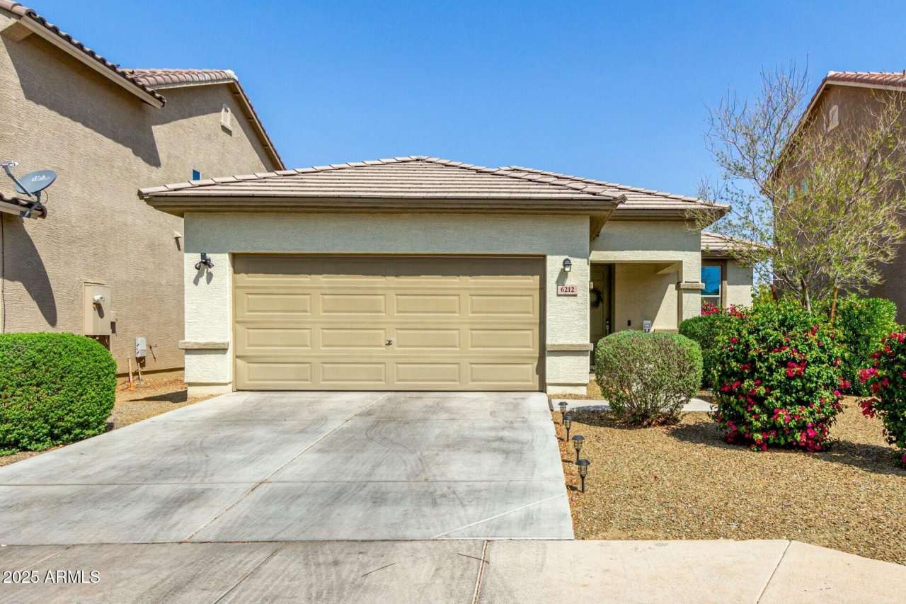6212 W ORCHID Lane