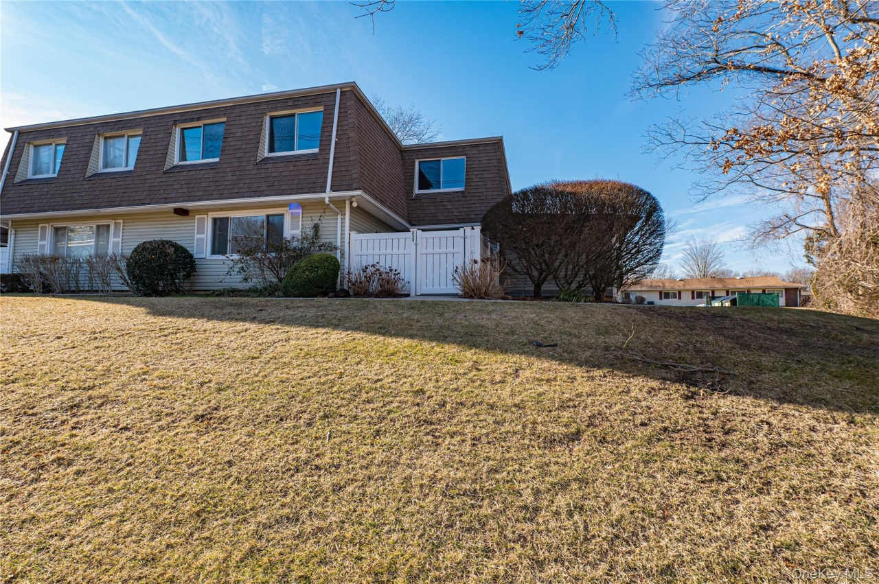 213 Storm Drive unit: 213