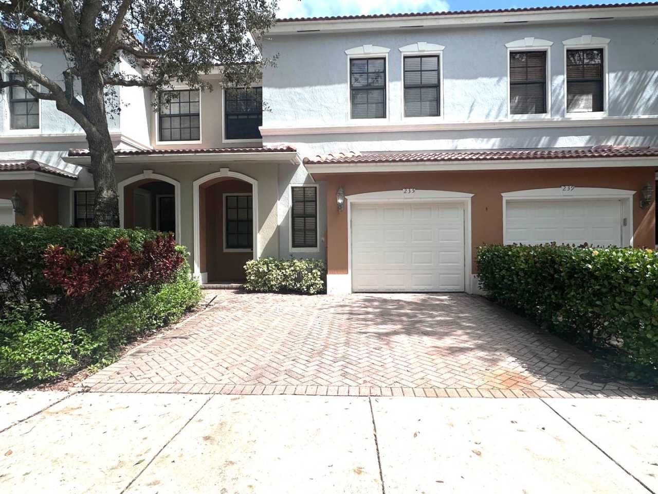 3Bed/ 2.5Bath Townhome W/Garage - Gramercy Square In Delray