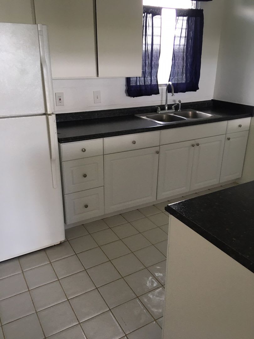Renovated 2 bedroom! Great Location!