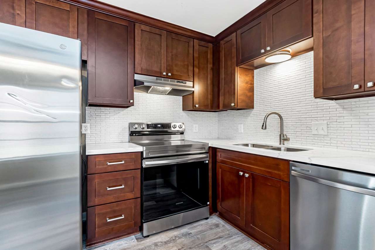 2 Bedroom Townhome located off Jefferson Hwy