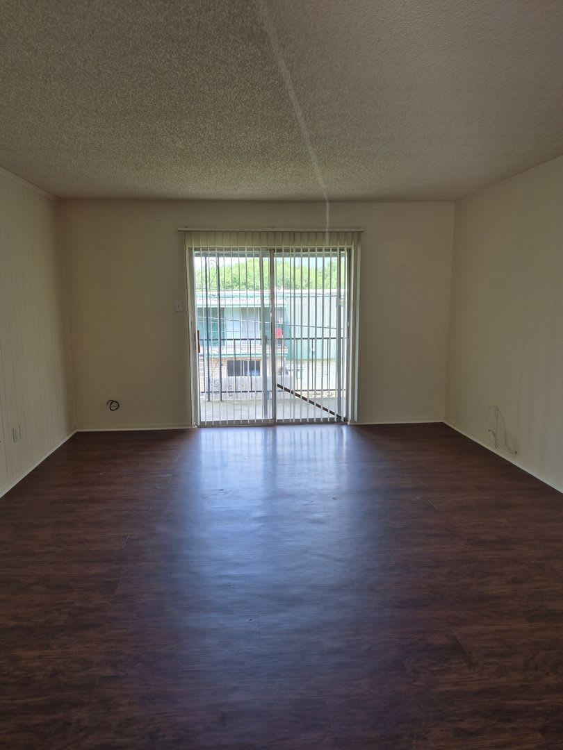 8289 Shadow Wood Drive