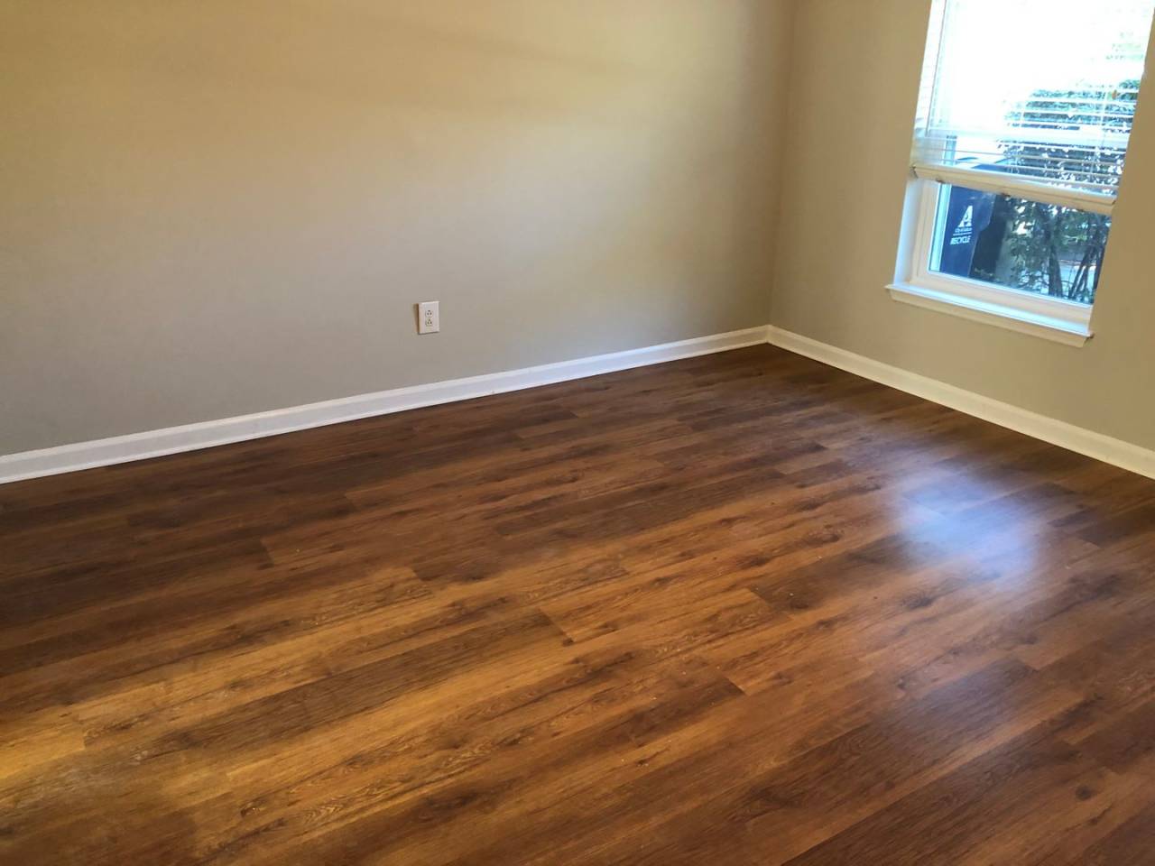 3Bed/2Bath Available!