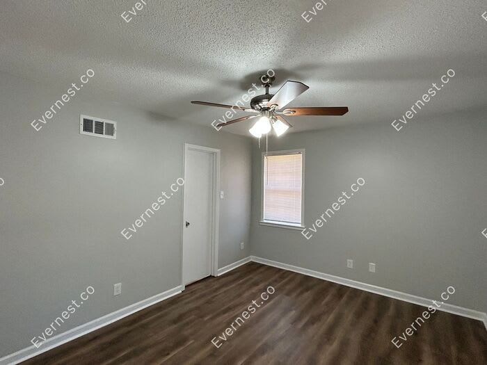 6787 Pleasant Hill Road