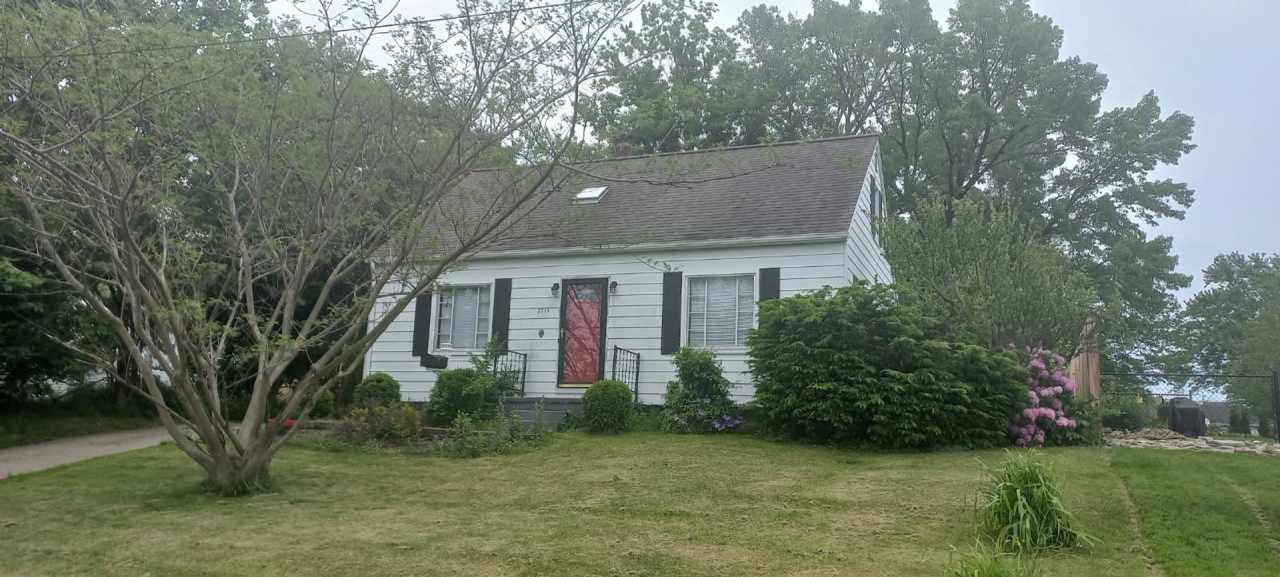 4 BEDROOM HOME IN MILLCREEK