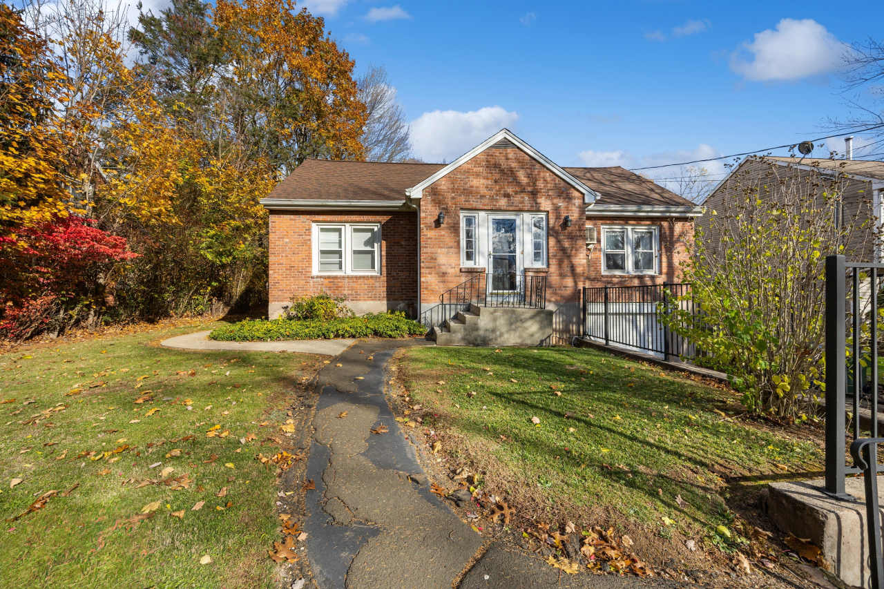 678 Bartholomew Road