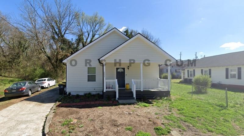 1211 Spring Creek St. Southwest