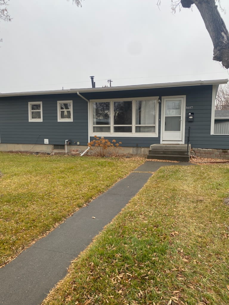1617 Saint Johns Avenue
