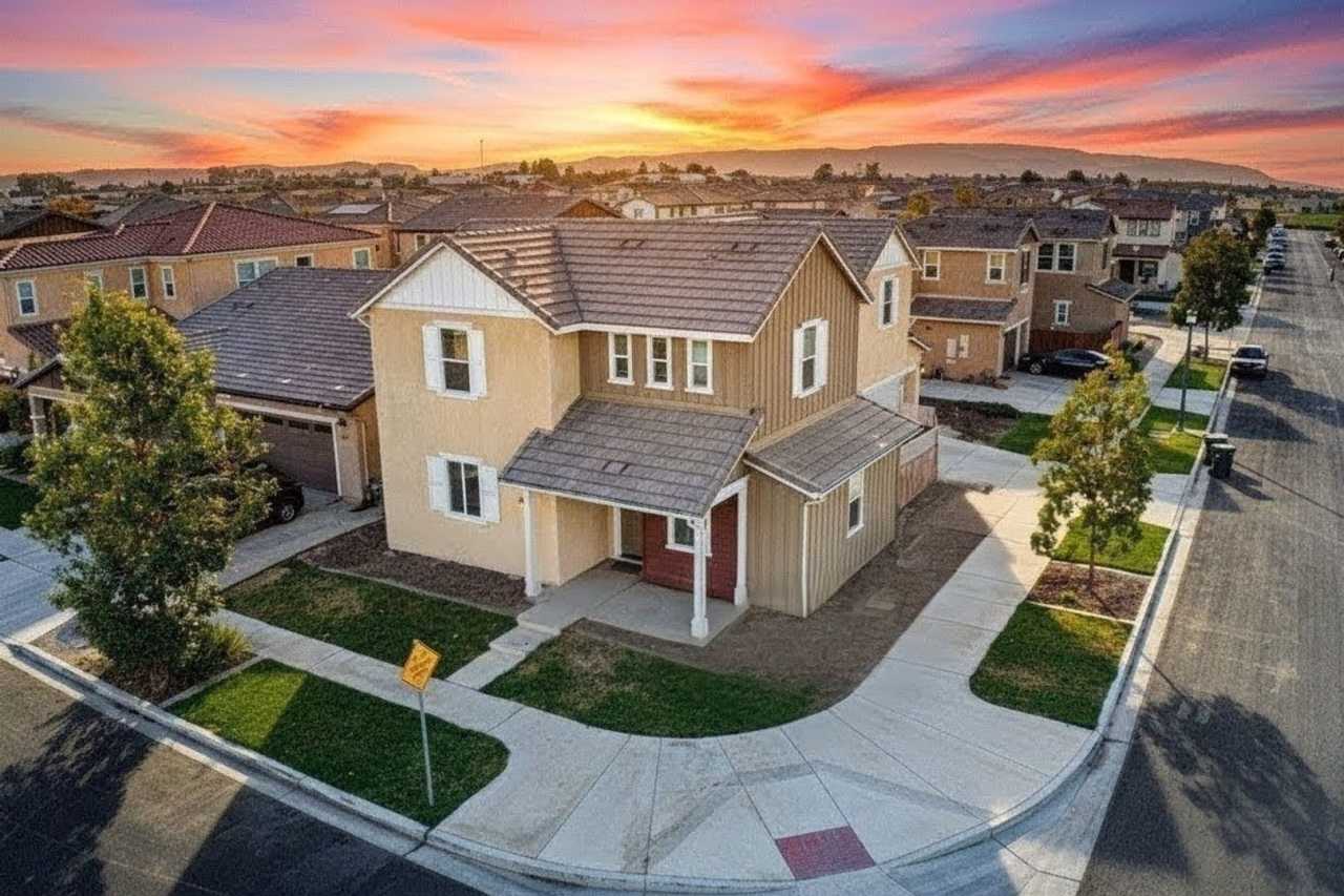 Spacious 4-Bedroom Corner-Lot Home w/ Smart Tech, Outdoor Living  Extra Storage in Santa Maria