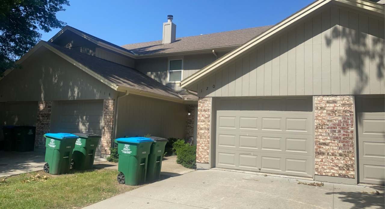 118 Northeast Greystone Drive