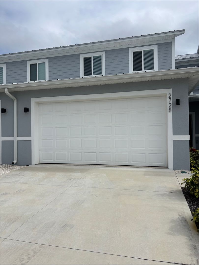 Stunning 3-Bedroom Home with Modern Upgrades  Prime Winter Haven Location!