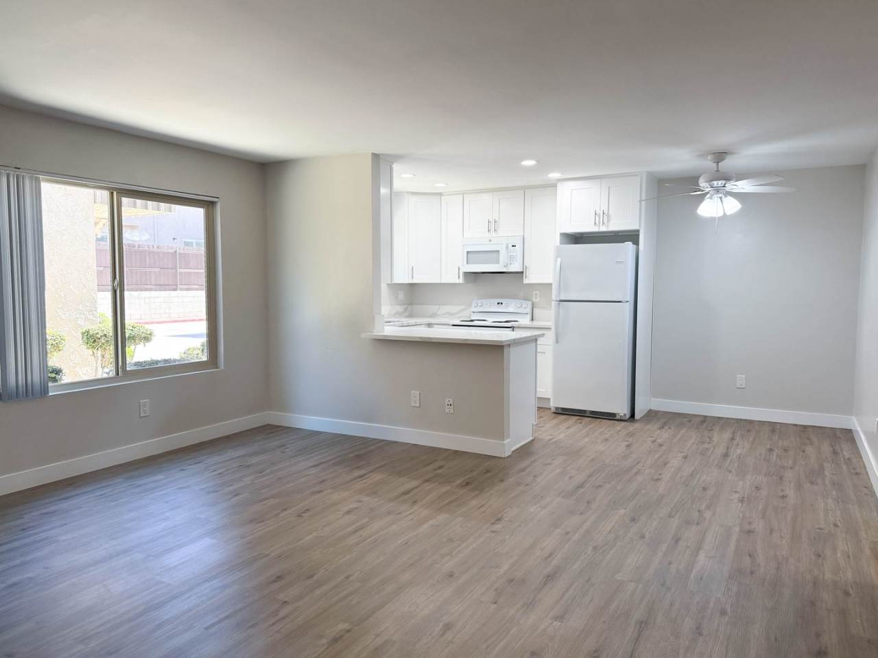 Moss Street Apartments | Comfortable Coastal Living in Chula Vista