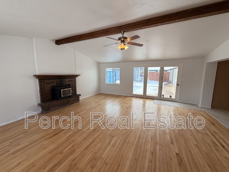 105 South Kendall Street